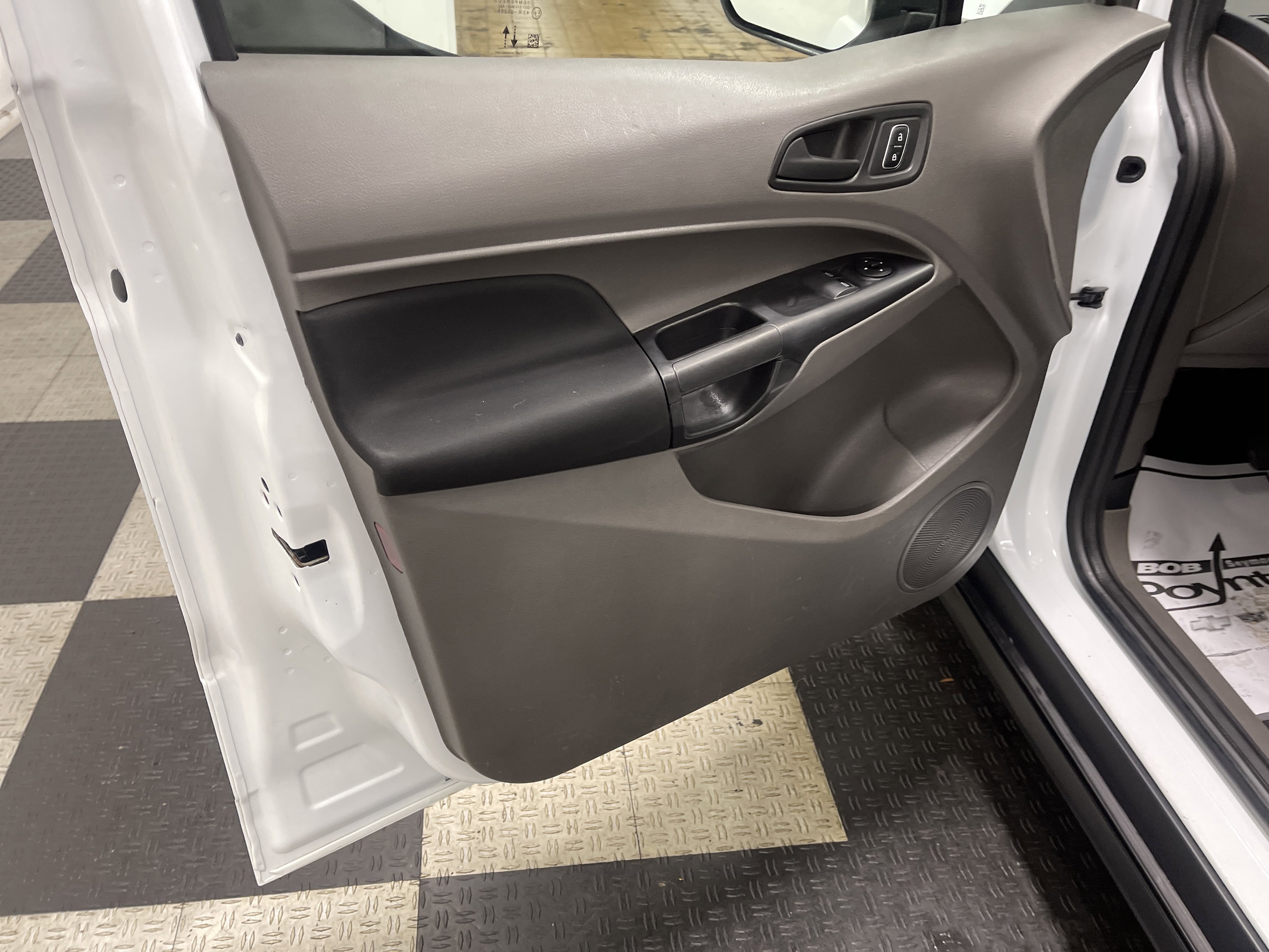 Used 2022 Ford Transit Connect XL w/ Trailer Tow Package image 10