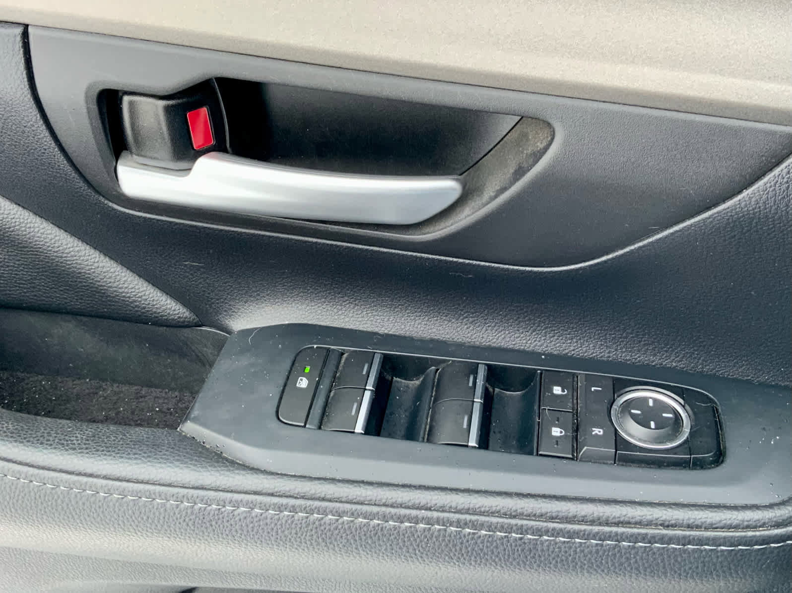 Used 2024 Toyota Grand Highlander XLE image 49