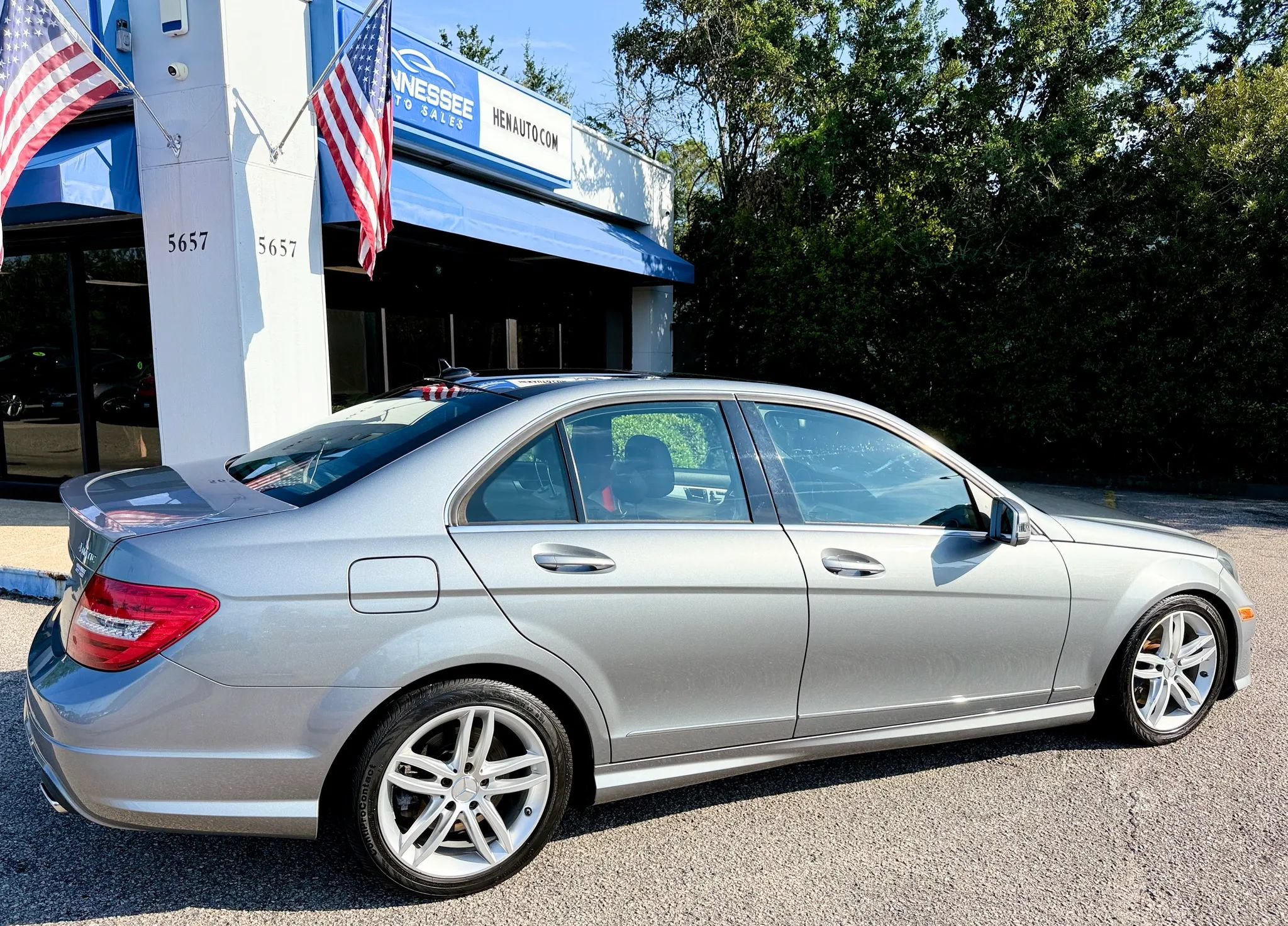 Used 2013 Mercedes-Benz C 300 4MATIC Sedan w/ Multimedia Pkg image 16