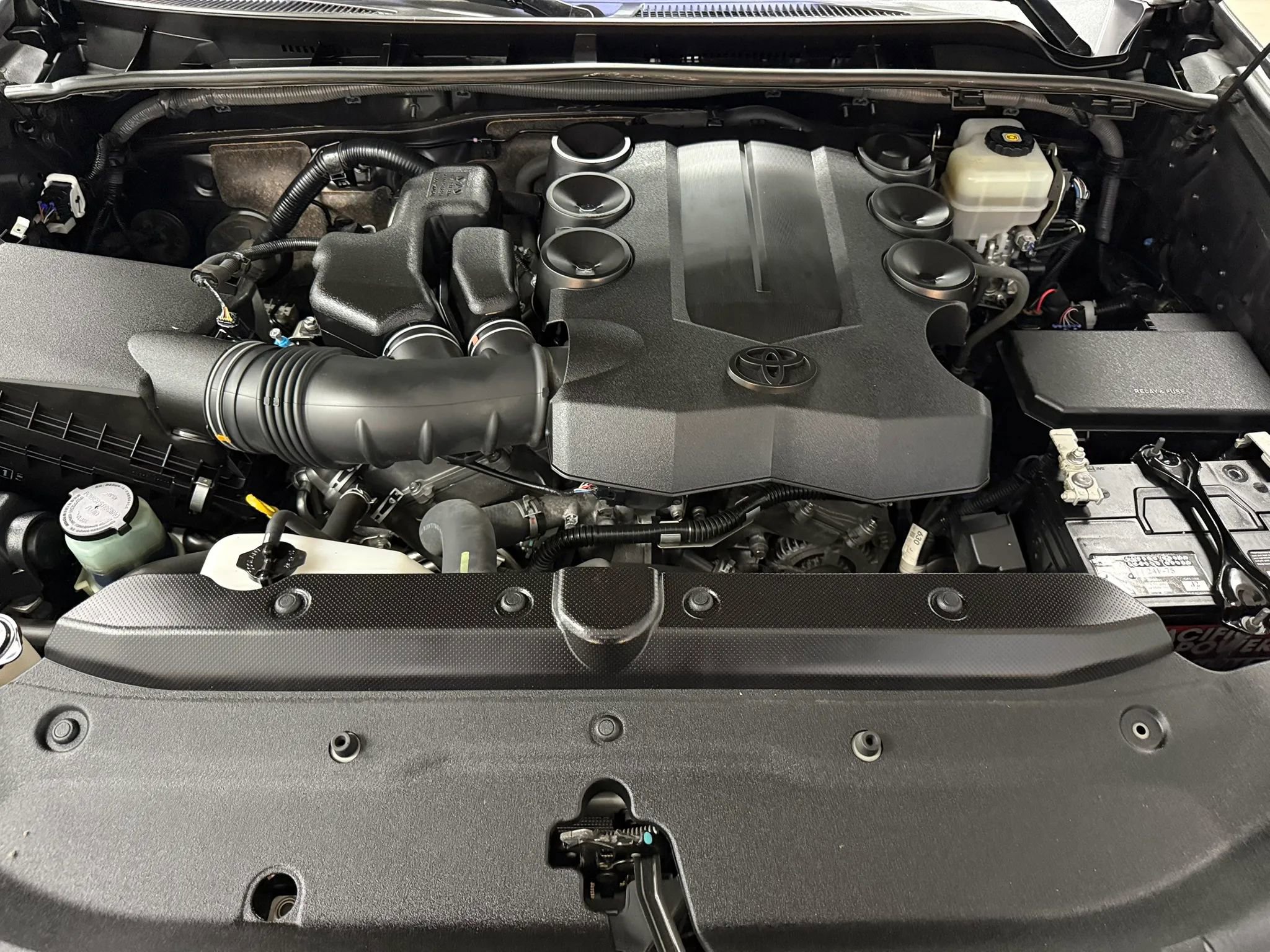 Used 2019 Toyota 4Runner SR5 Premium AWD/4WD image 31