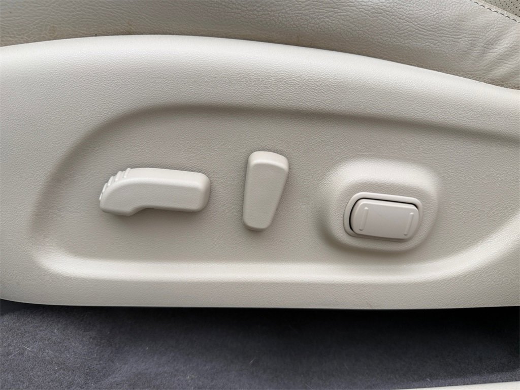 Used 2017 Nissan Murano Platinum w/ Platinum Technology Package image 35