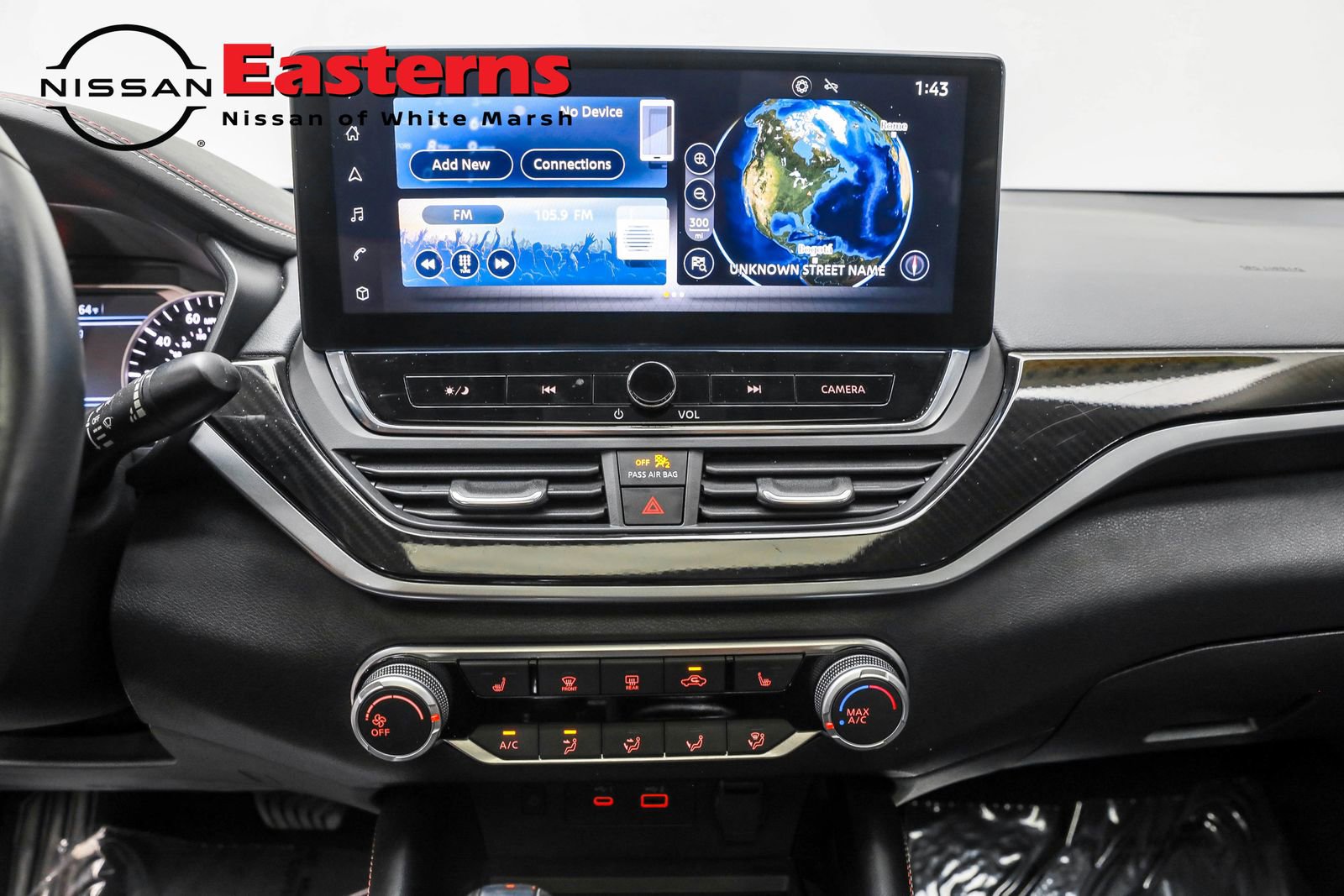 Used 2023 Nissan Altima 2.5 SR w/ SR Premium Package image 15