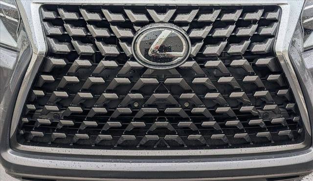 Used 2022 Lexus GX 460 Premium w/ Premium Package AWD/4WD image 27
