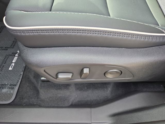 New 2026 GMC Acadia Denali w/ Super Cruise Package image 20