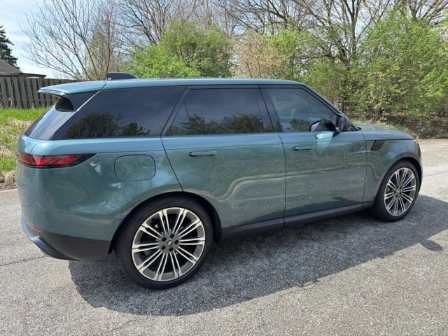 Certified 2024 Land Rover Range Rover Sport SE AWD/4WD image 5