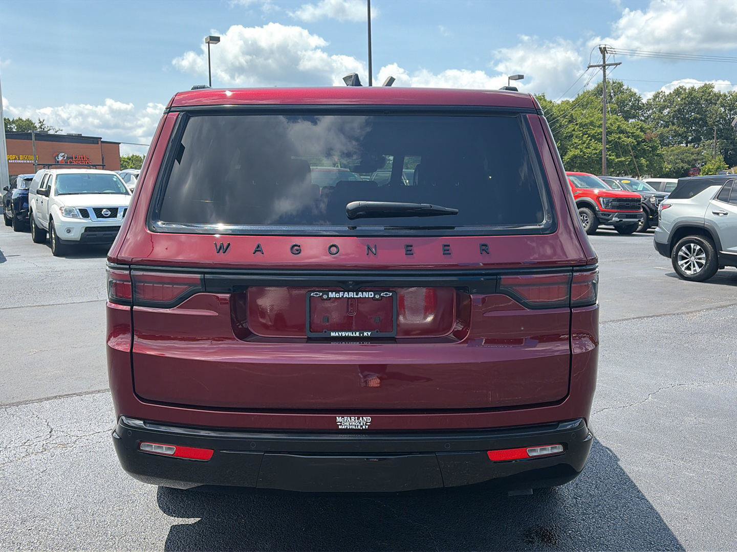 Used 2024 Jeep Wagoneer Series II AWD/4WD image 4
