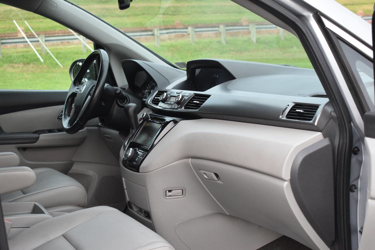 Used 2016 Honda Odyssey EX-L image 15