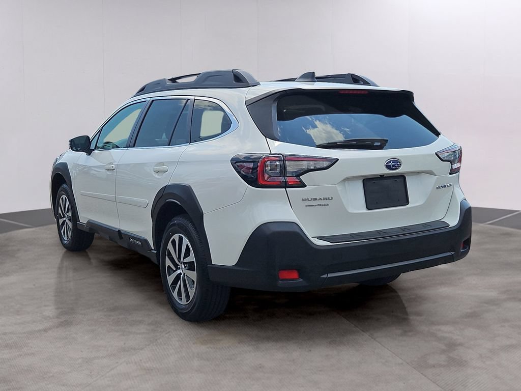 Used 2024 Subaru Outback Premium AWD/4WD image 6