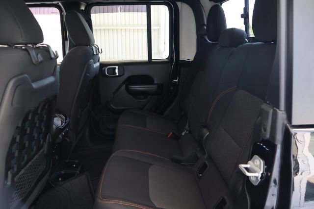 Used 2021 Jeep Gladiator Mojave AWD/4WD image 13