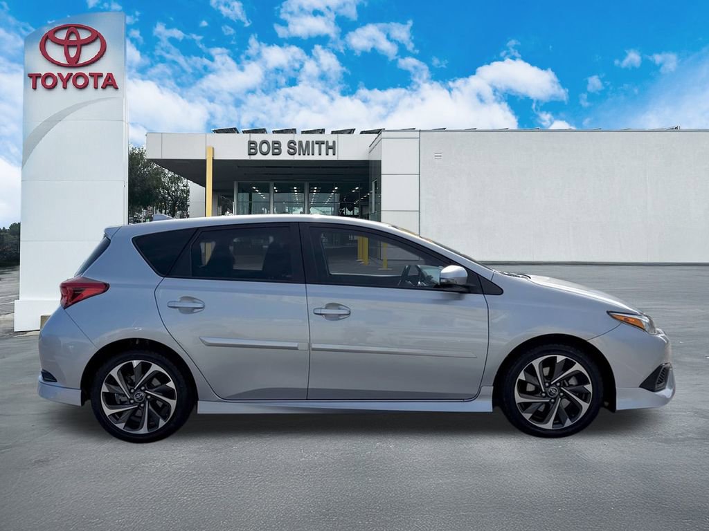 Used 2018 Toyota Corolla iM image 5