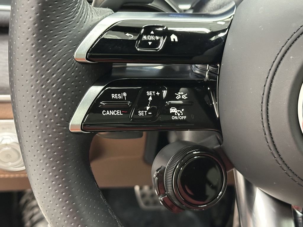 Certified 2025 Mercedes-Benz GLE 53 AMG 4MATIC image 28