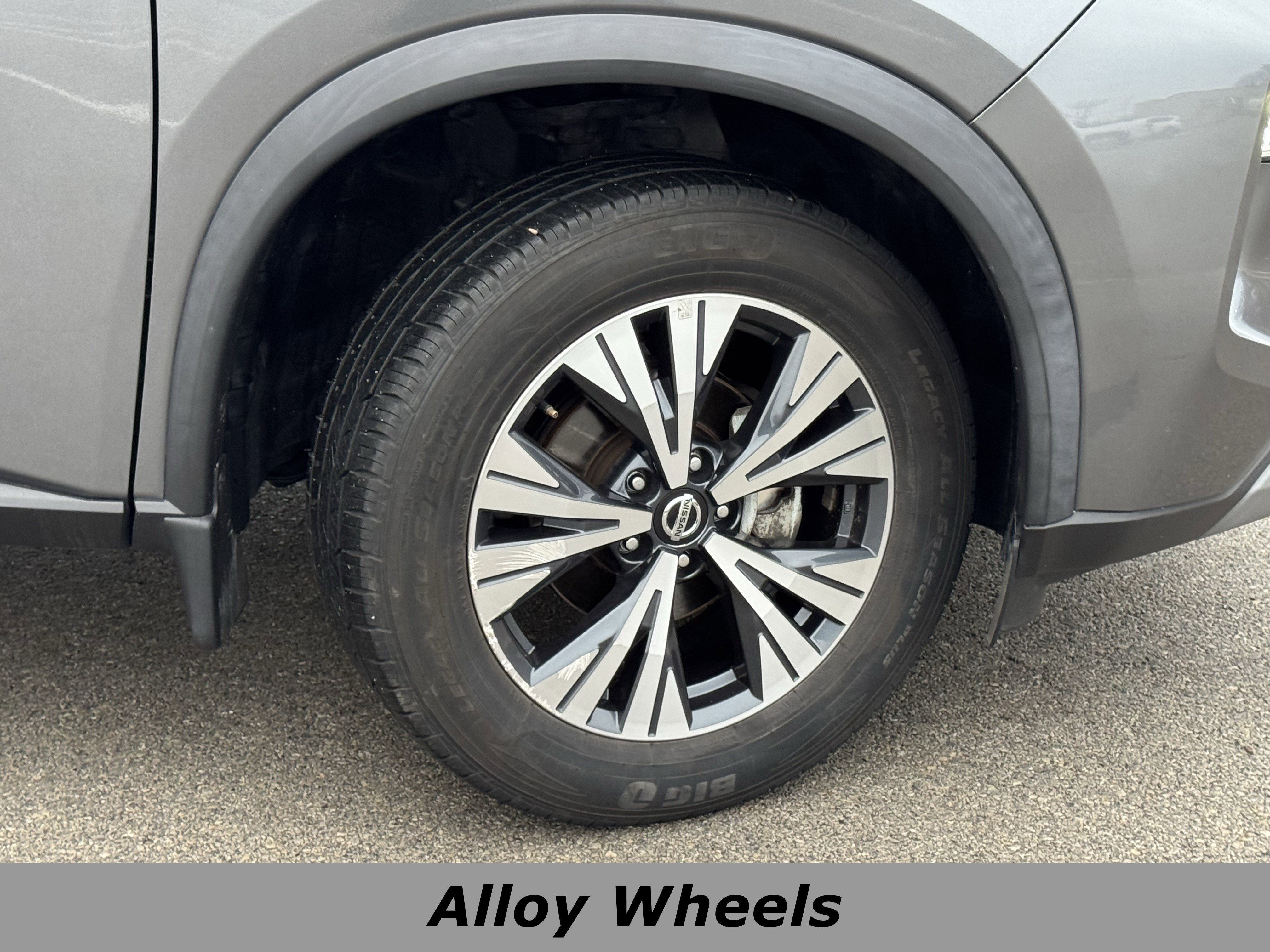 Certified 2021 Nissan Rogue SV image 14