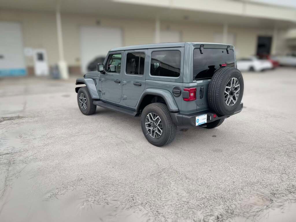 New 2026 Jeep Wrangler Sahara image 8