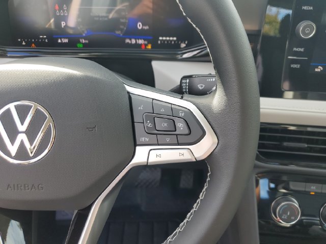 New 2027 Volkswagen Taos S FWD image 32