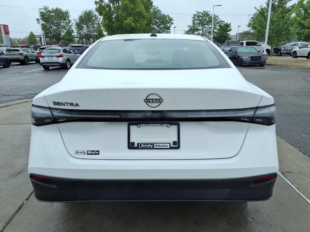 New 2026 Nissan Sentra SV w/ SV Convenience Package FWD image 10