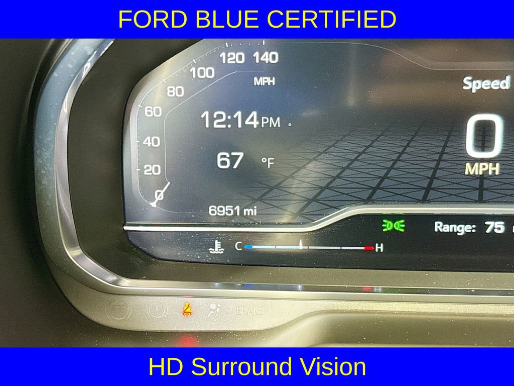 Used 2024 GMC Yukon AT4 w/ Technology Package image 12