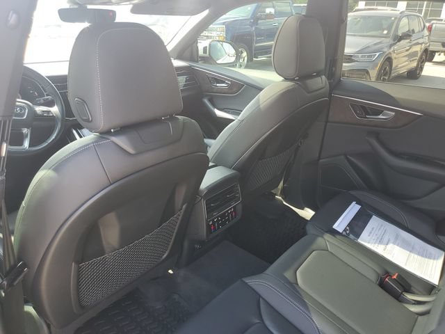 Used 2020 Audi Q8 Premium Plus w/ Premium Plus Package AWD/4WD image 12