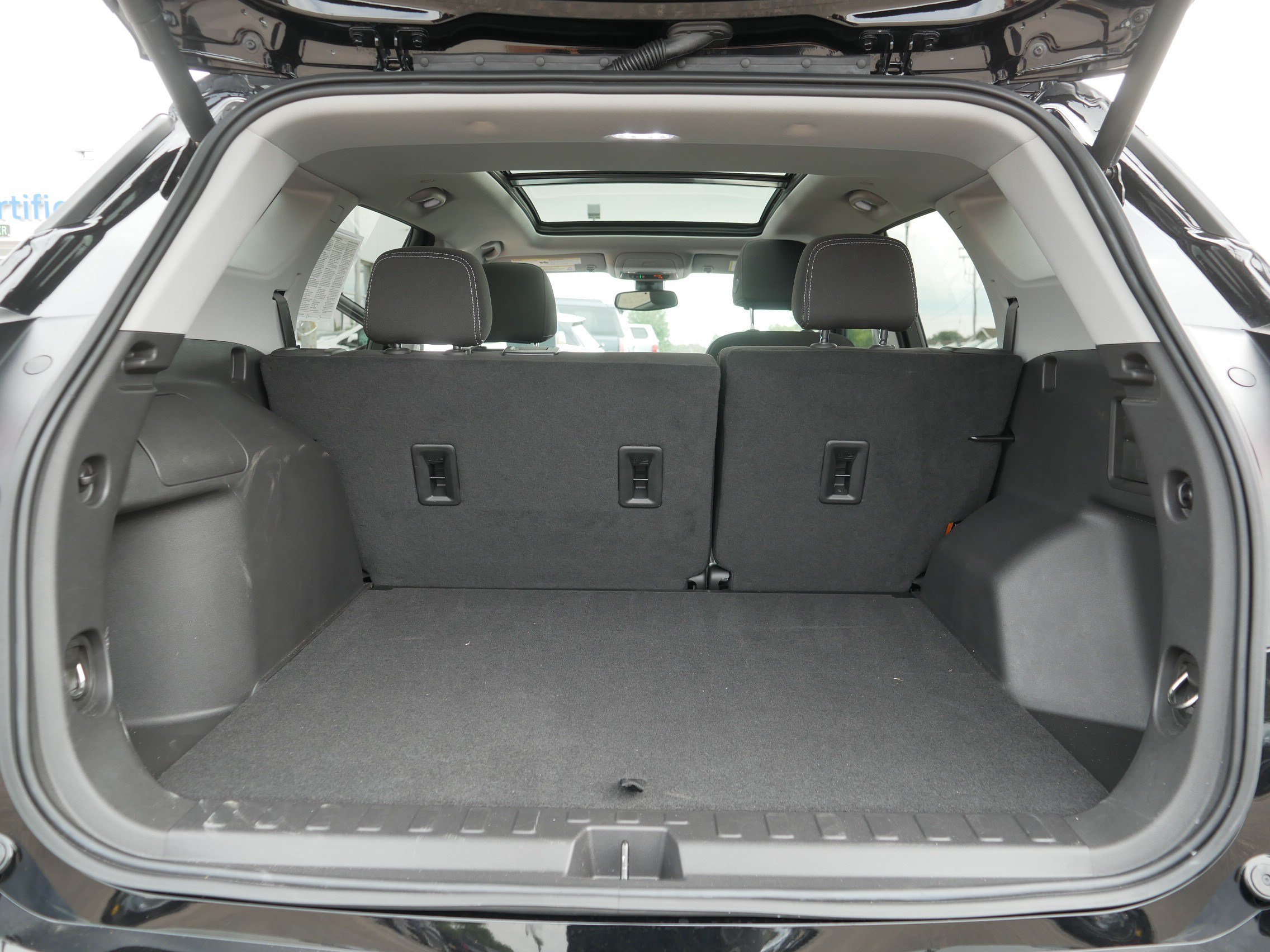 Used 2024 GMC Terrain SLE w/ Driver Convenience Package AWD/4WD image 18