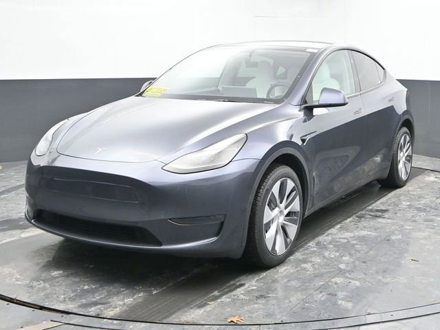 Used 2023 Tesla Model Y Long Range image 5
