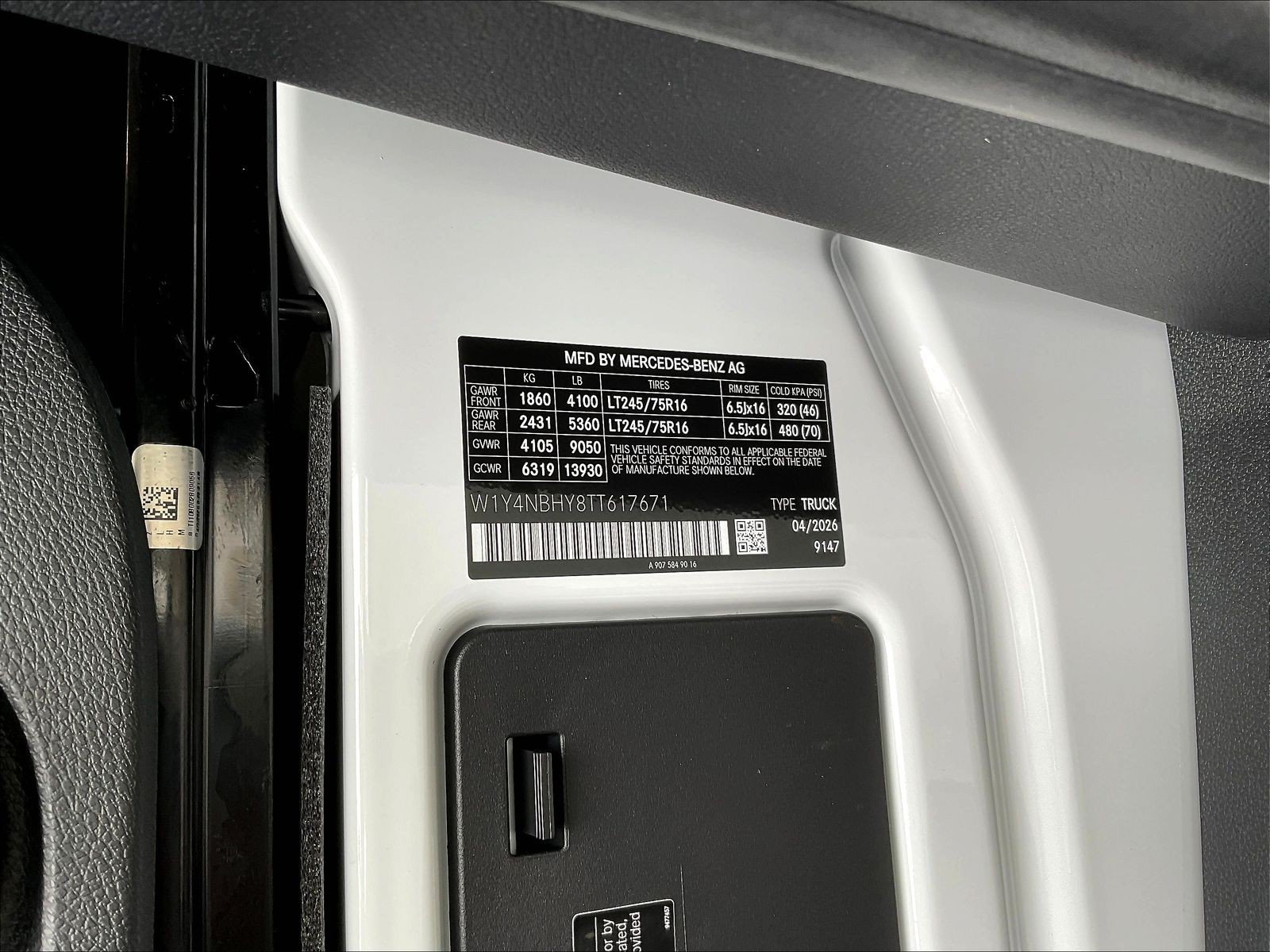 New 2026 Mercedes-Benz Sprinter 2500 image 24