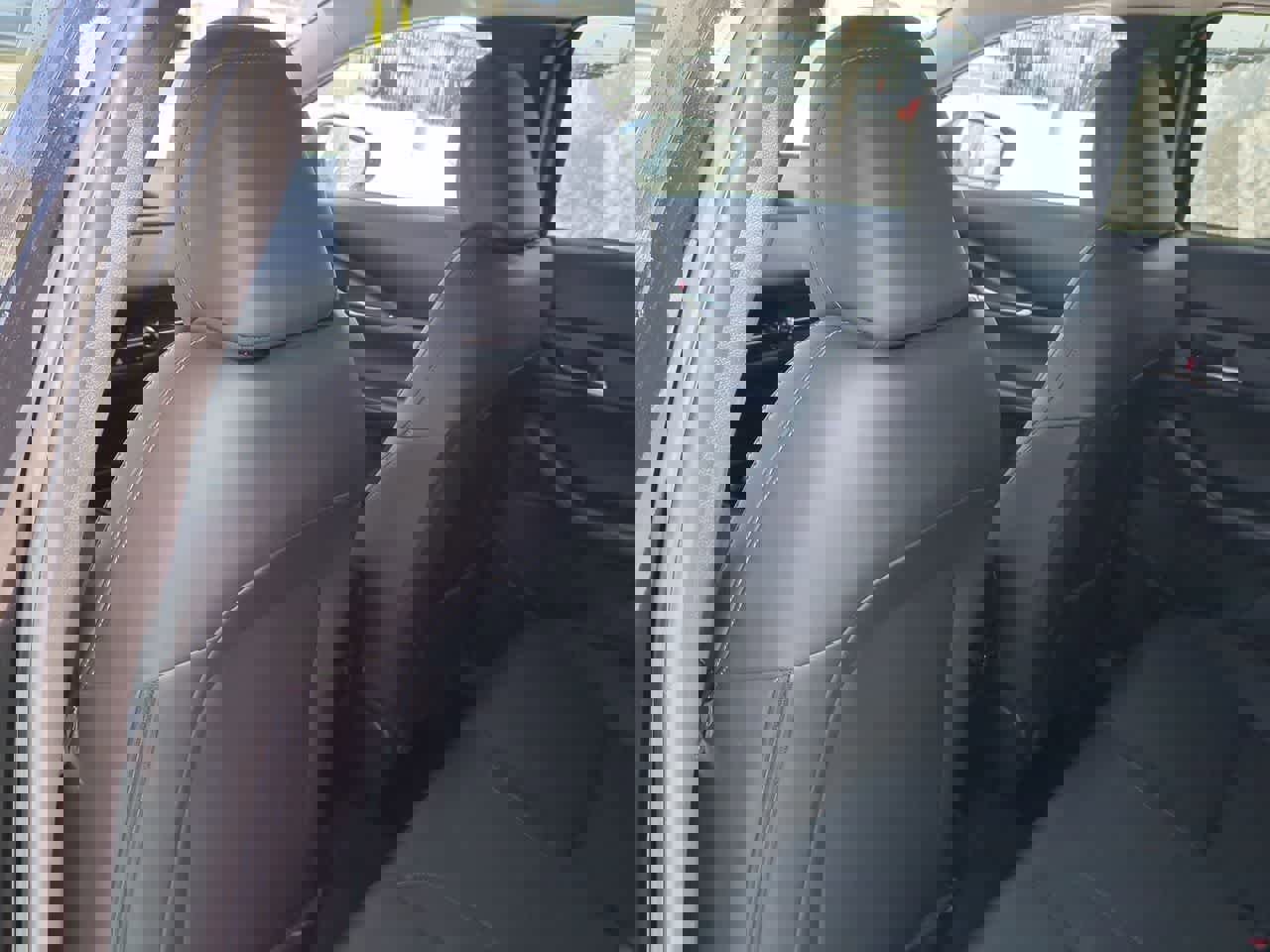 Used 2024 MAZDA CX-30 AWD 2.5 S w/ Preferred Package image 17