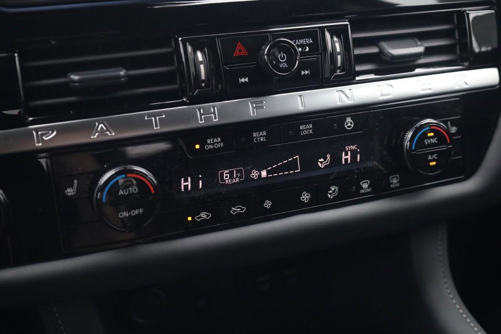 New 2026 Nissan Pathfinder SL w/ Cargo Package image 16