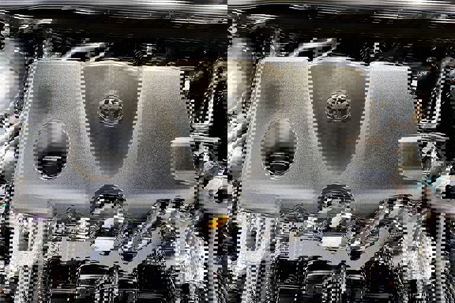 Certified 2021 Toyota Camry SE image 33