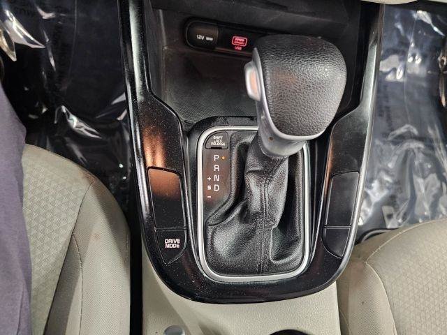 Used 2020 Kia Soul LX FWD image 17
