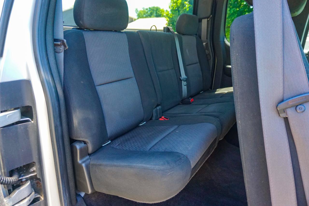 Used 2010 GMC Sierra 2500 SLE w/ SLE Preferred Package AWD/4WD image 15