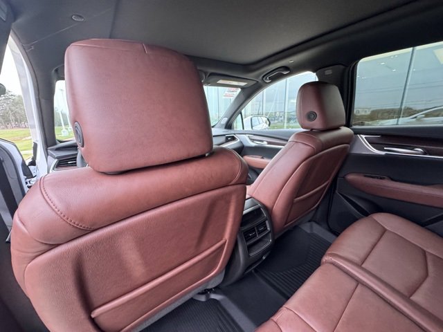 New 2026 Cadillac XT5 Premium Luxury w/ LPO, Floor Liner Package image 17