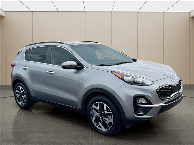 Used 2022 Kia Sportage EX w/ EX Technology Package AWD/4WD image 2