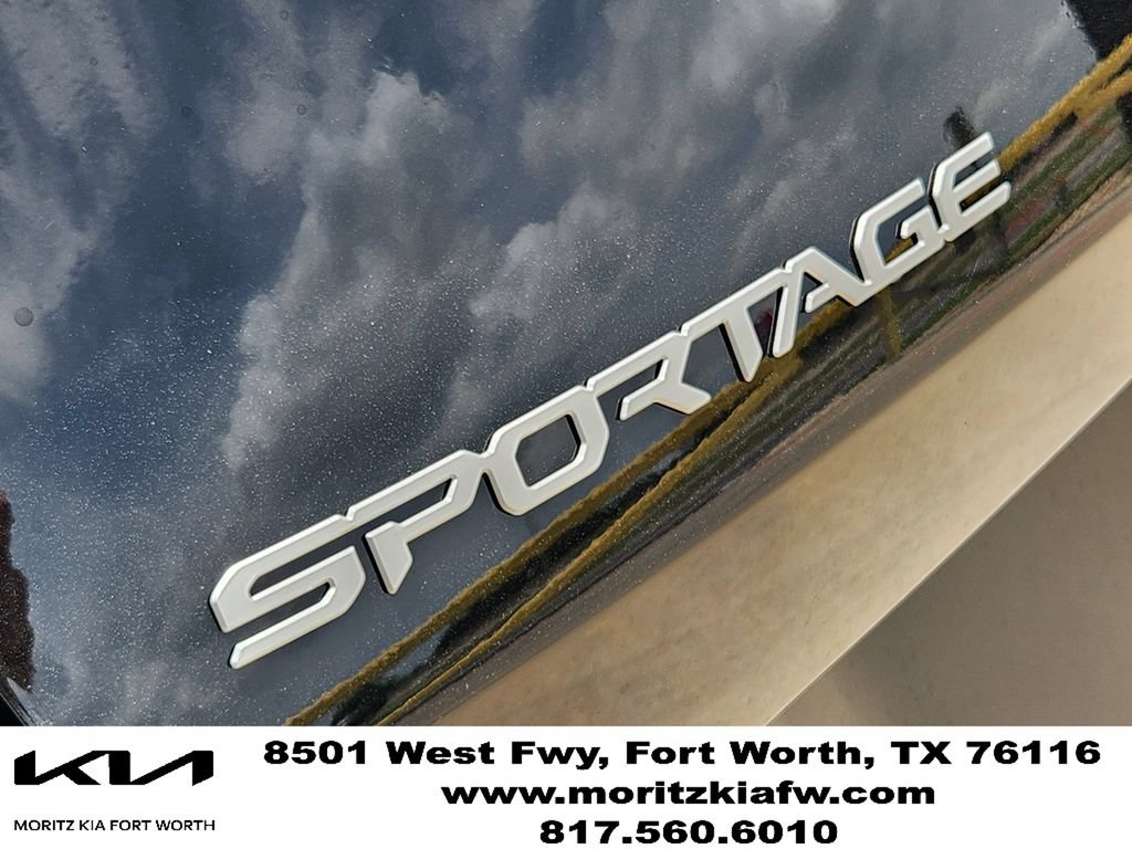 New 2026 Kia Sportage EX w/ EX Panorama Roof Package FWD image 8