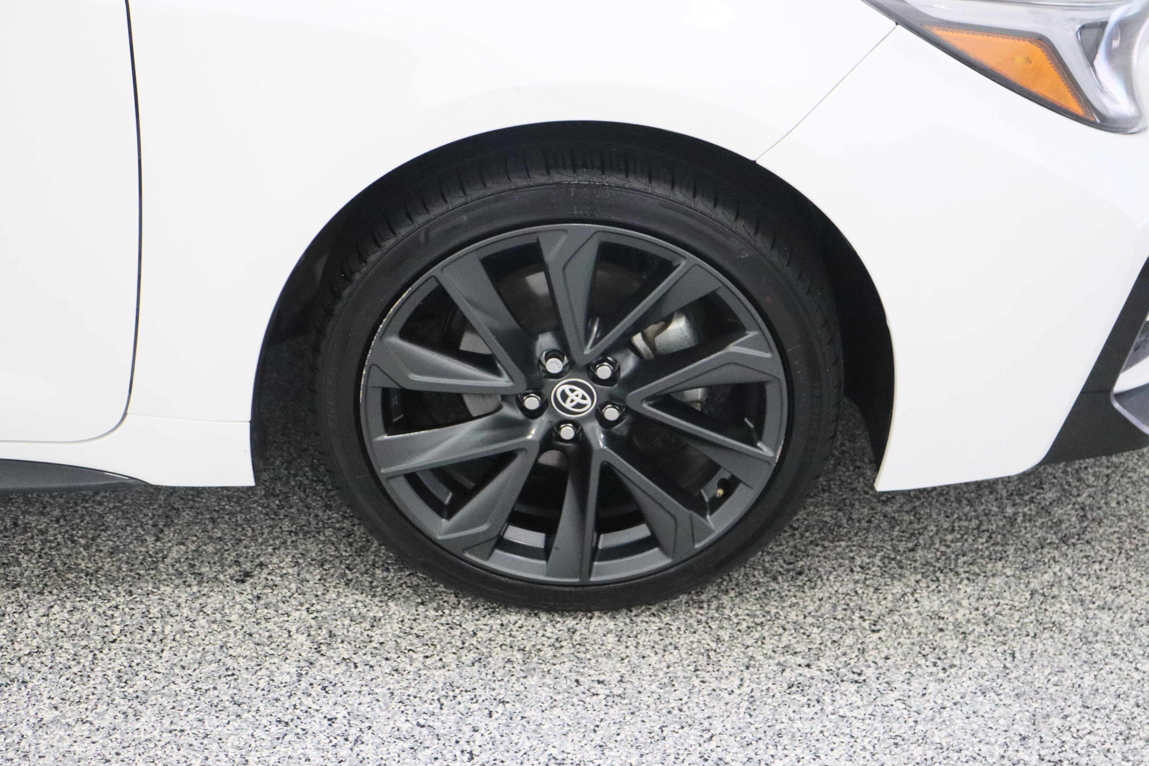 Certified 2024 Toyota Corolla SE FWD image 5