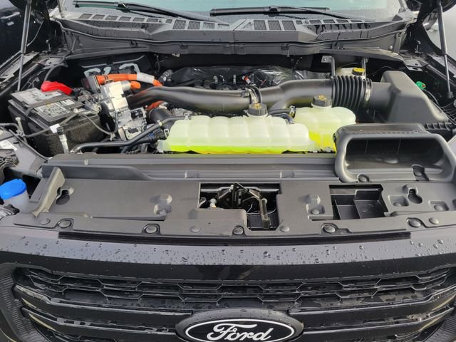 New 2025 Ford F150 Lariat w/ Equipment Group 502A High image 39