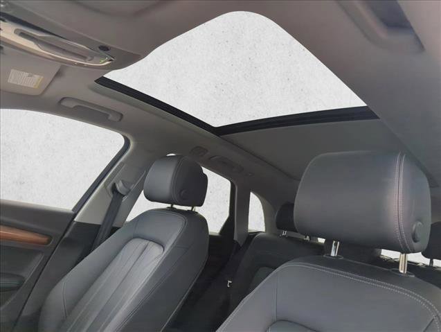 Used 2022 Audi Q5 2.0T Premium Plus image 24