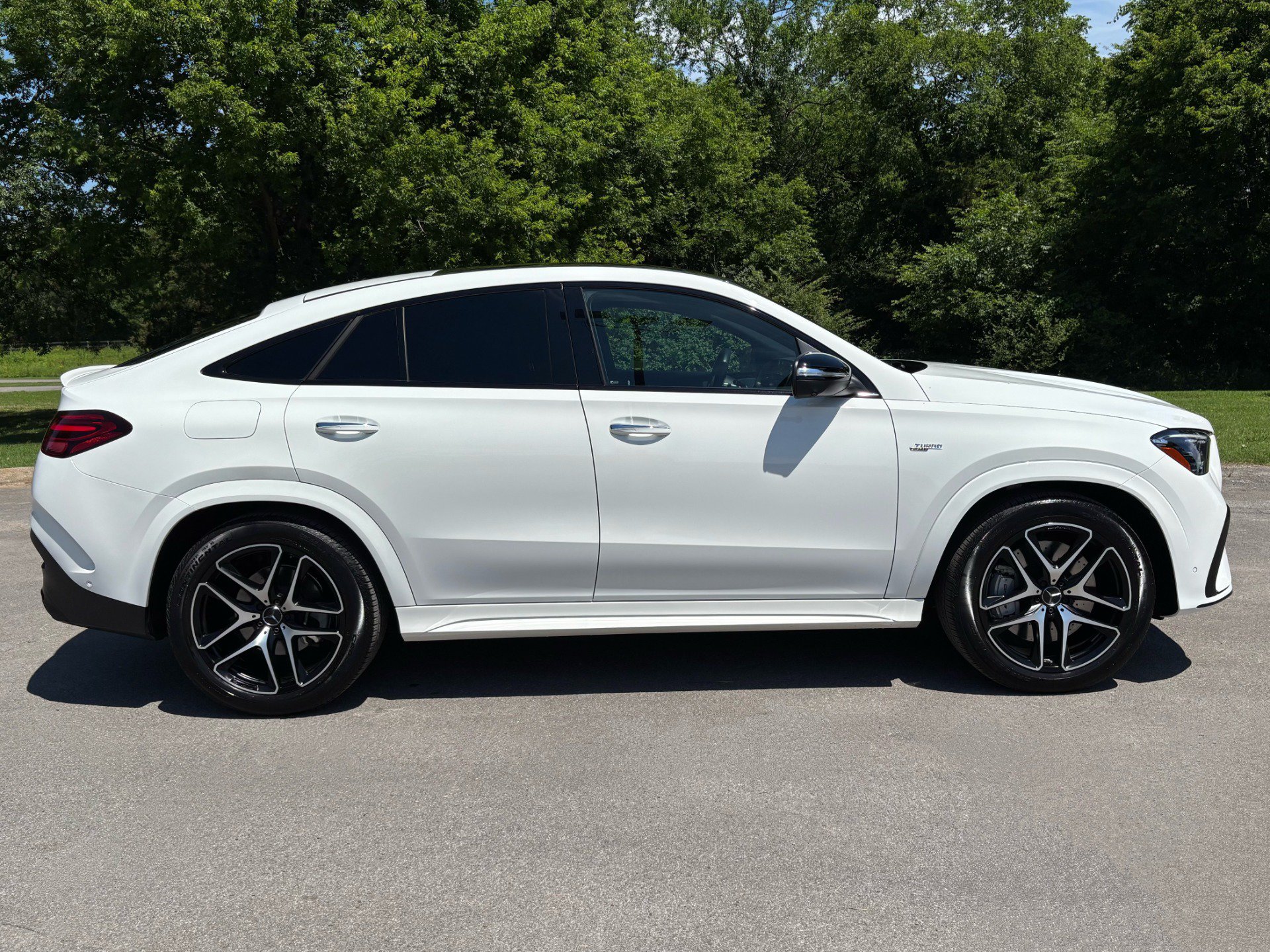 Used 2025 Mercedes-Benz GLE 53 AMG 4MATIC Coupe image 8