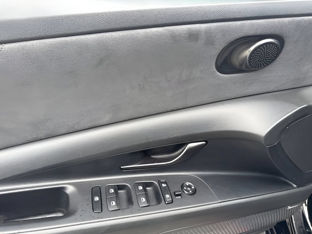 Used 2022 Hyundai Elantra N w/ Preferred Accessory Package FWD image 17