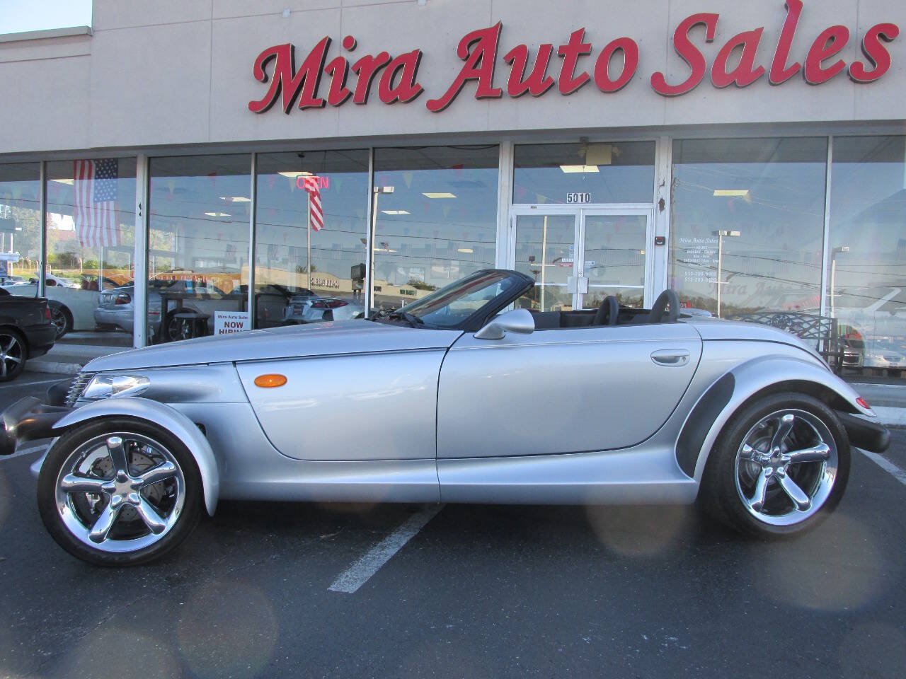 Used 2002 Chrysler Prowler RWD image 5