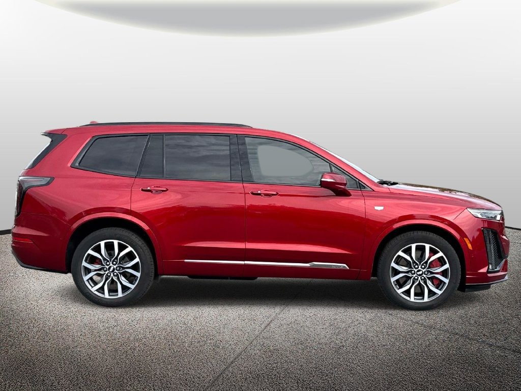 Used 2024 Cadillac XT6 Sport w/ Platinum Package AWD/4WD image 4