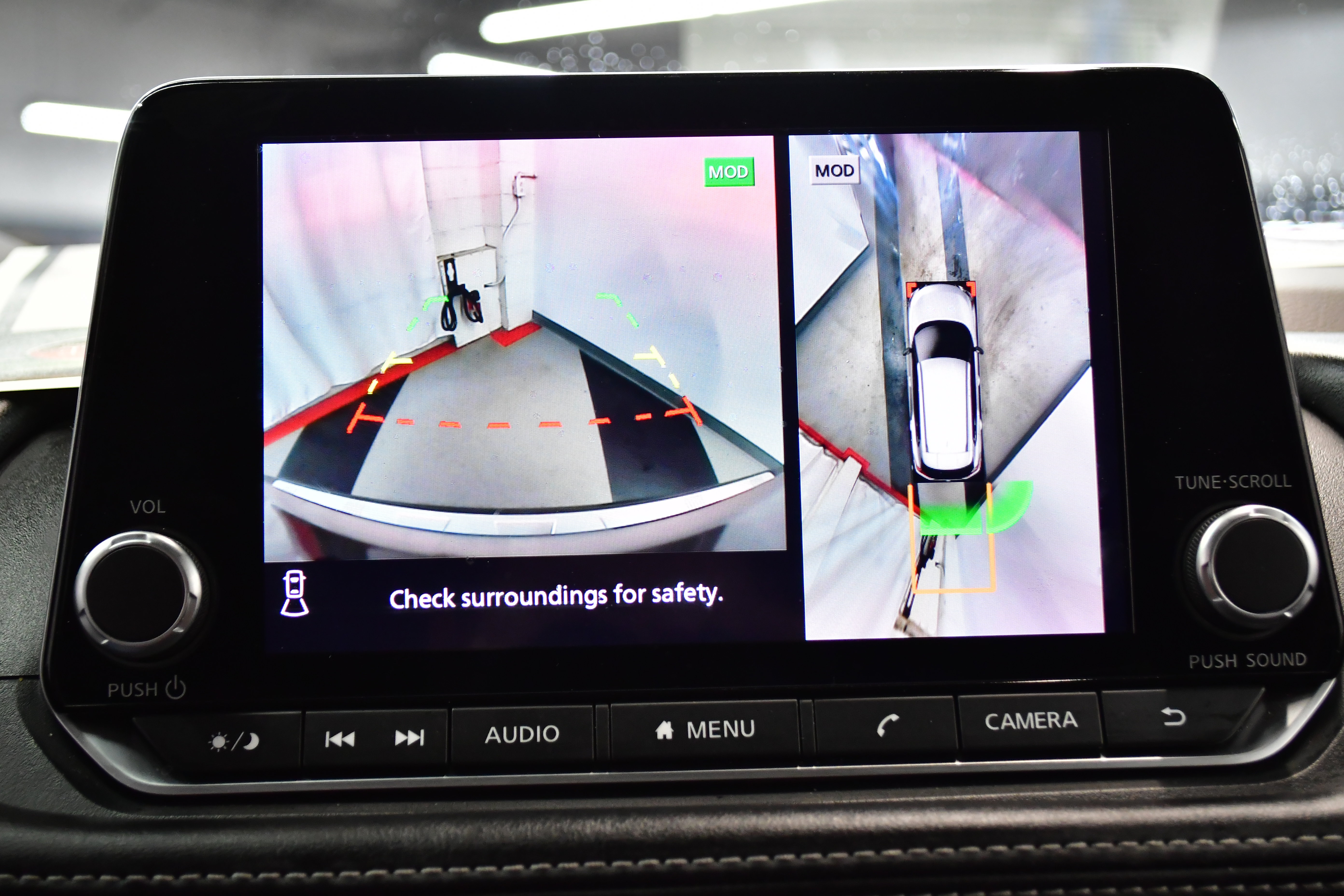 Used 2023 Nissan Rogue SL image 40