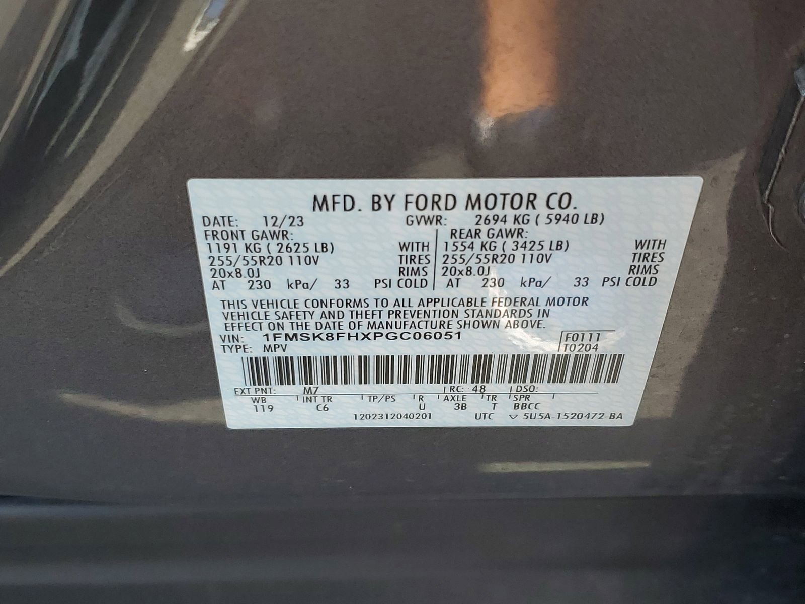 Certified 2023 Ford Explorer Limited w/ Limited Technology Package AWD/4WD image 34