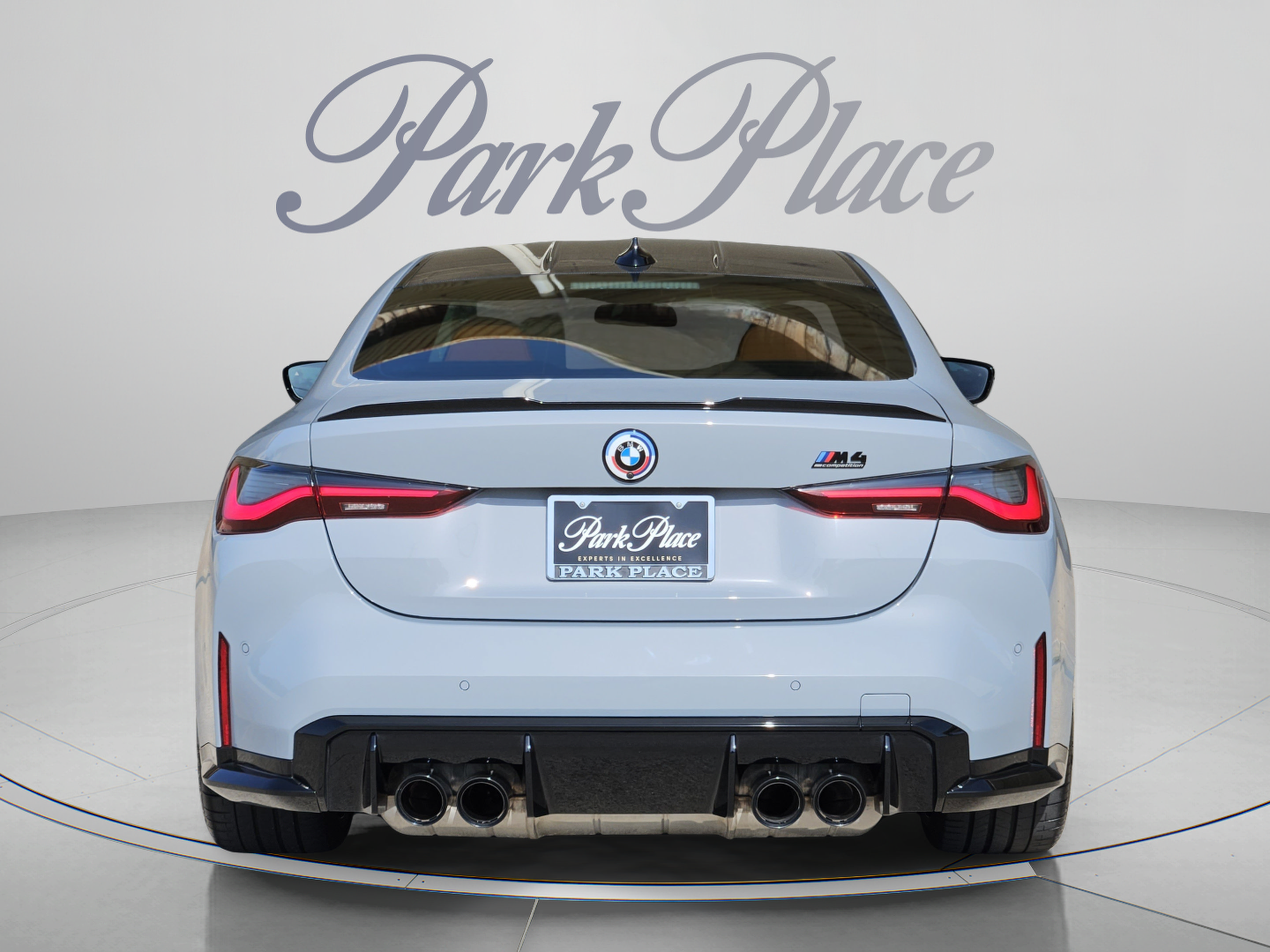 Used 2023 BMW M4 Competition RWD image 4
