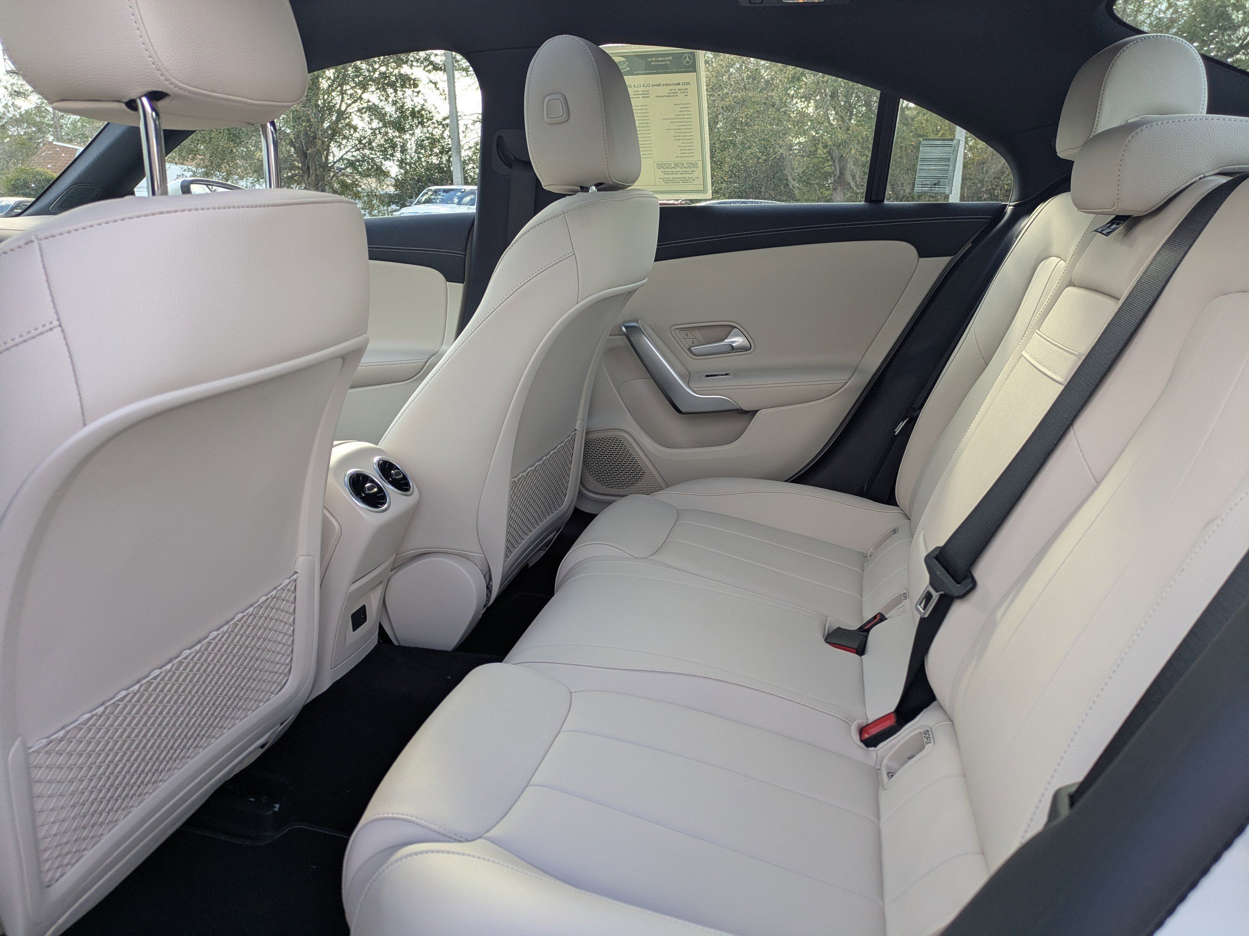 Used 2023 Mercedes-Benz CLA 250 image 13