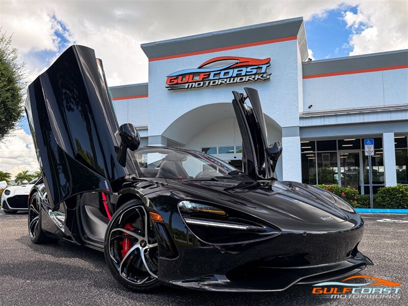 Used 2024 McLaren 750S Spider RWD image 1