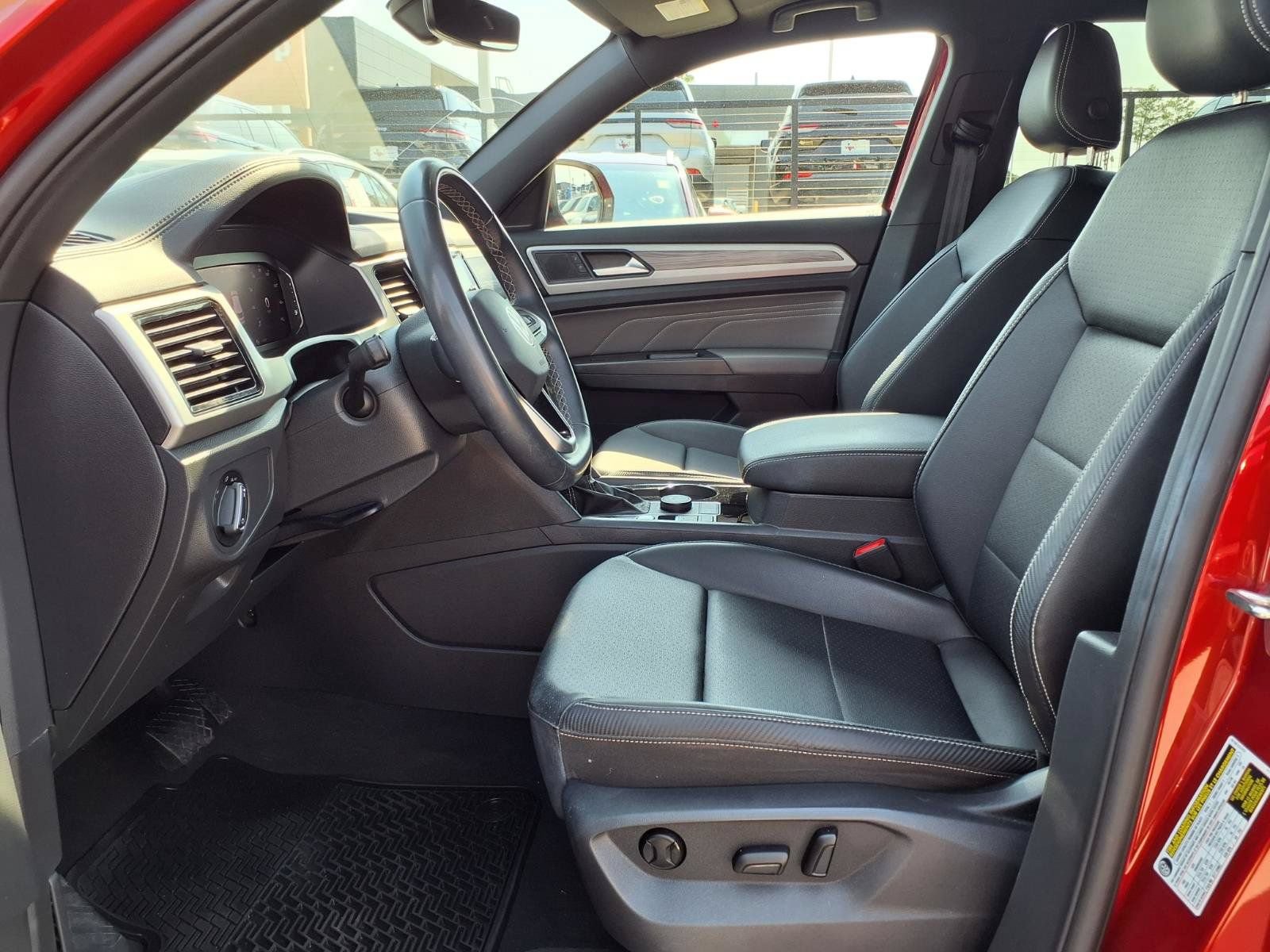 Used 2023 Volkswagen Atlas Cross Sport SE AWD/4WD image 9
