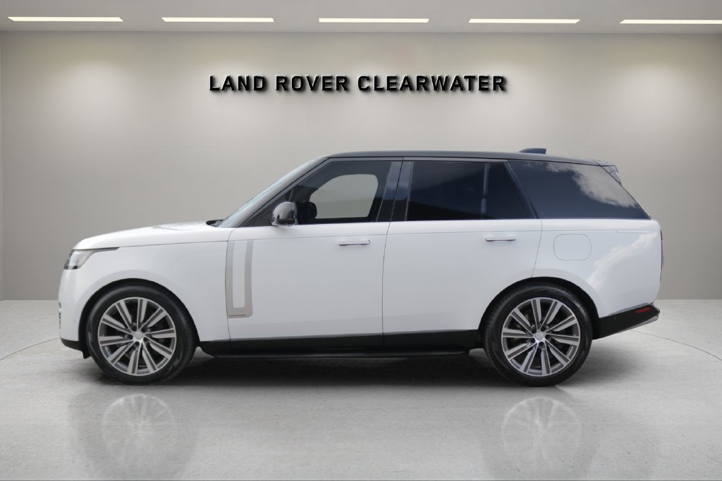 Used 2024 Land Rover Range Rover Autobiography AWD/4WD image 2