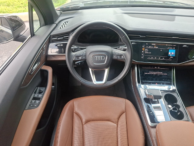 Used 2026 Audi Q7 3.0T Premium Plus w/ Premium Plus Package AWD/4WD image 12