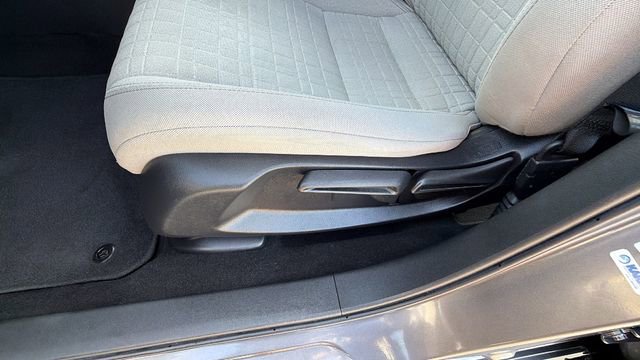 Used 2023 Honda HR-V LX image 21