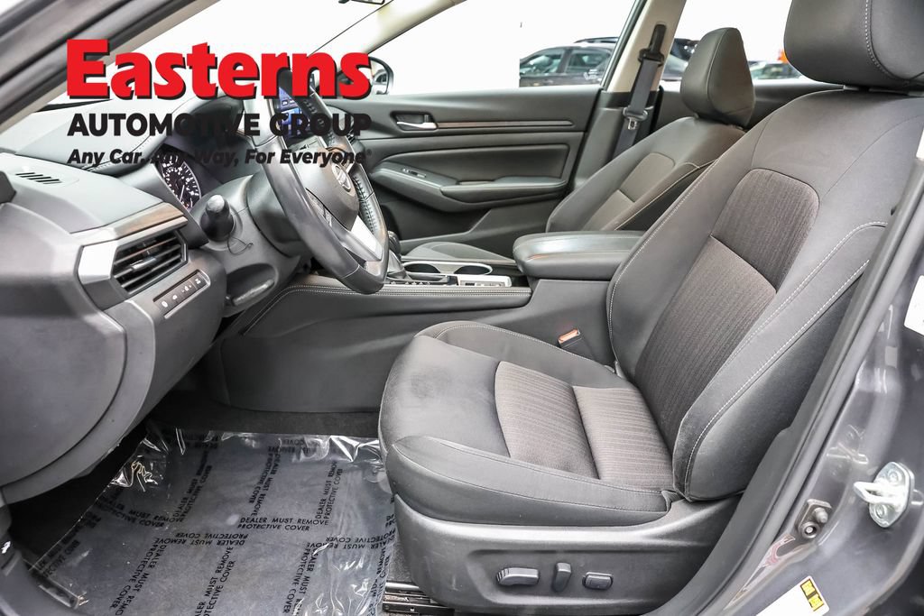 Used 2024 Nissan Altima 2.5 SV w/ SV Premium Package AWD/4WD image 14