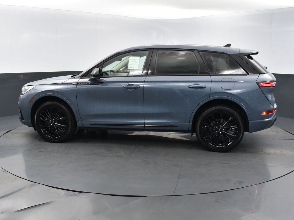 New 2025 Lincoln Corsair Reserve w/ Jet Appearance Package image 2